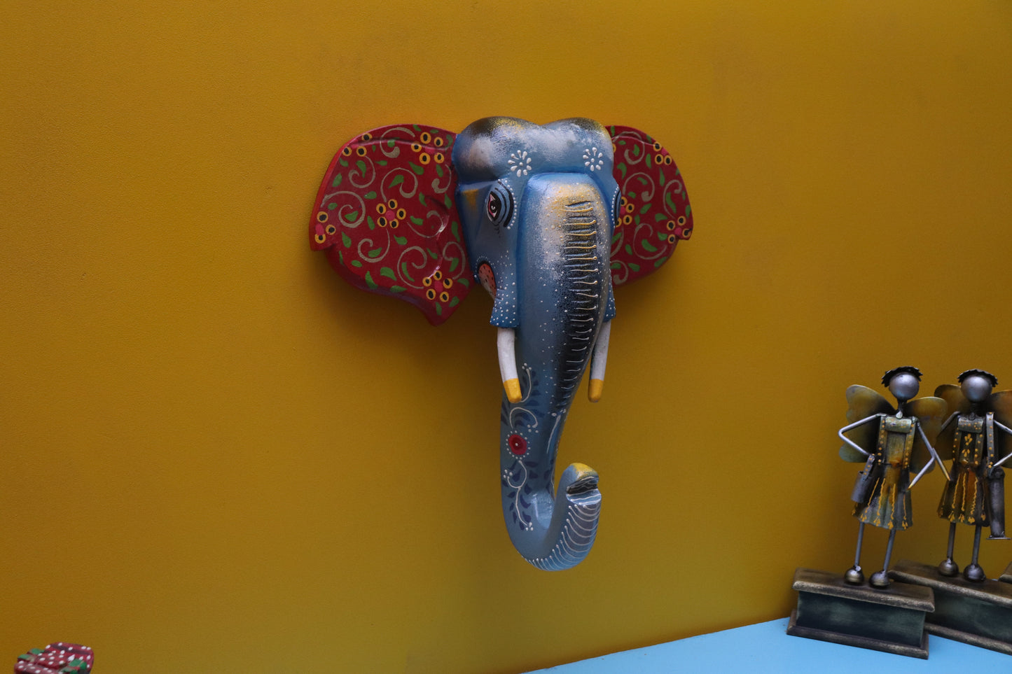 Geeth - Wood Wall Decor Animal Figure Art - Multi Colour