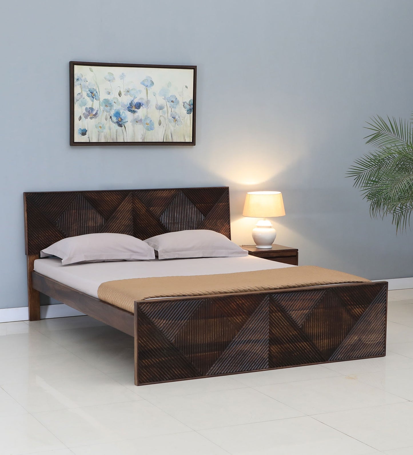 Sheesham Wood Queen Size Bed In Provincial Teak Finish
